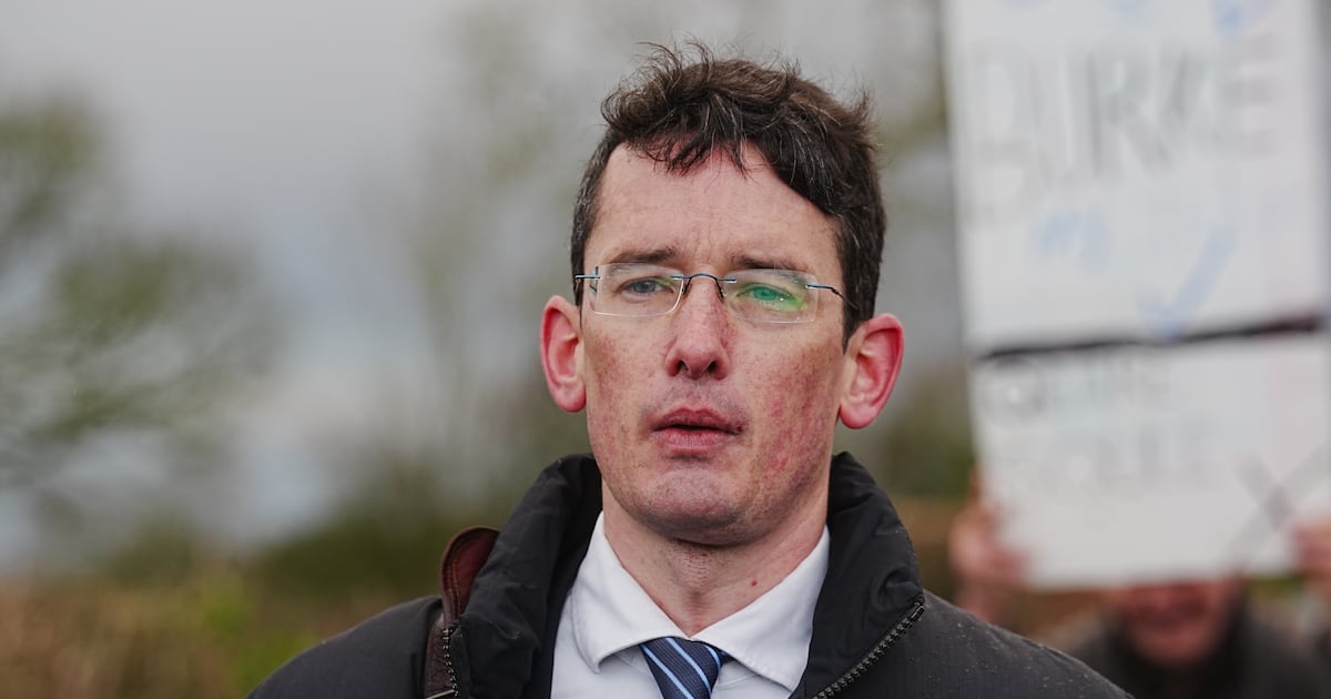 Enoch Burke argues transfer from Mountjoy Prison to Castlerea has ‘no legal basis’ – The Irish Times