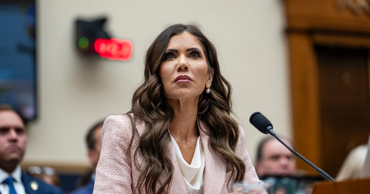 Donald Trump removes Kristi Noem as homeland security secretary – The Irish Times