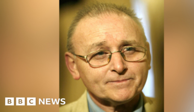 Man charged with the murder of Denis Donaldson - BBC