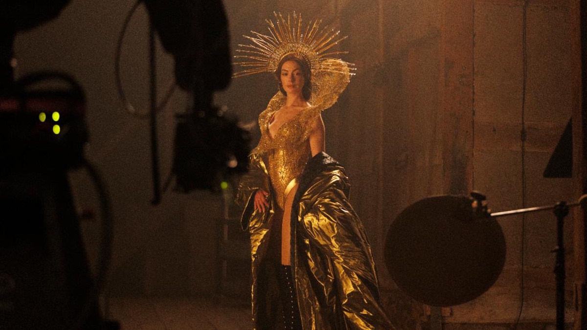 Anne Hathaway Sings Charli XCX-Penned Song "Burial" from Mother Mary Soundtrack