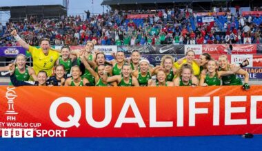 Ireland players celebrate