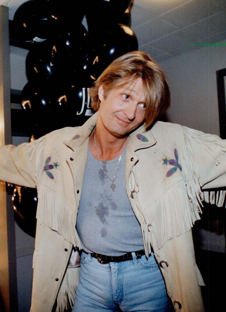 CANADA - MARCH 29:  Cochrane sweeps Juno Awards. Toronto's Tom Cochrane collects four Juno Awards -- twice as many as his rock rival Bryan Adams.   (Photo by John Mahler/Toronto Star via Getty Images)
