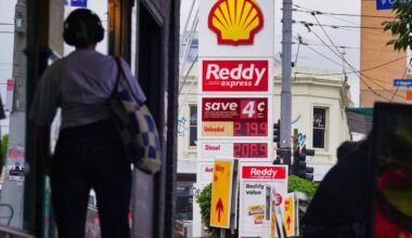 Expert's petrol warning as Australian retailers join farmers in raising alarm over soaring fuel costs