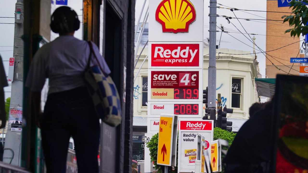 Expert's petrol warning as Australian retailers join farmers in raising alarm over soaring fuel costs
