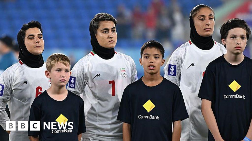 Australia urged to protect Iranian football team after Asian Cup elimination - BBC
