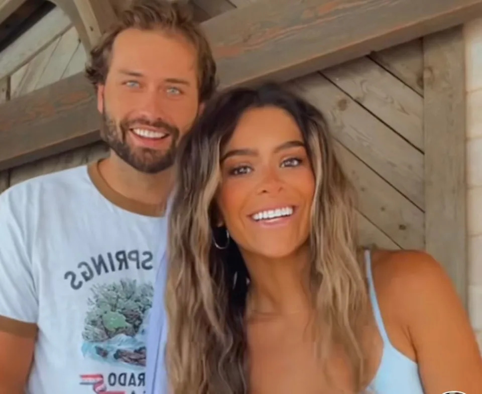 <p>Taylor Frankie Paul & Dakota Mortensen: Broken Up</p>