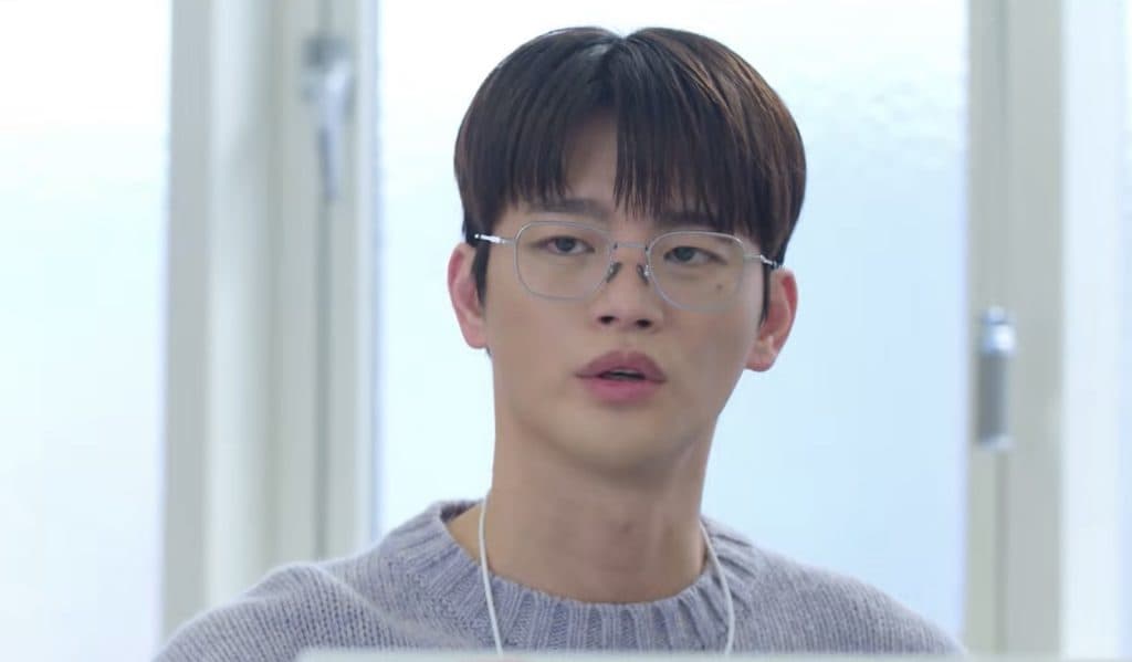 Park Gyeong-nam (Seo In-guk) in Boyfriend on Demand