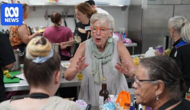 Maggie Beer brings aged care nutrition project to outback renal health hub
