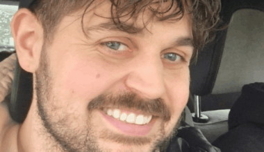 Viewers shocked after TV star, 33, candidly reveals he is a grandfather