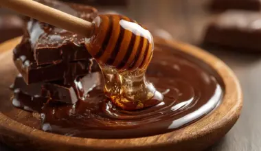 Scientists just created chocolate honey packed with surprising health perks