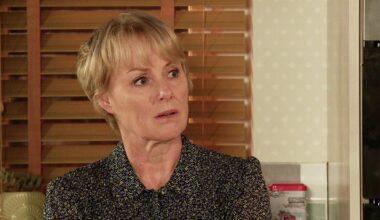 Coronation Street first look as Sally makes a worrying Carl discovery