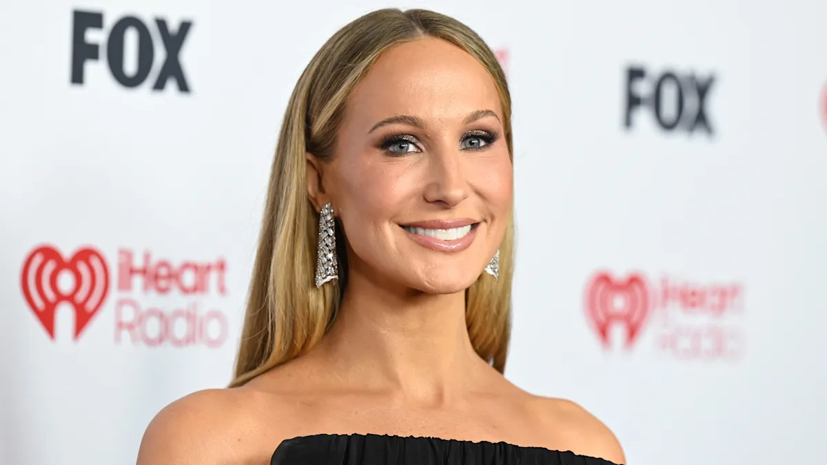 Nikki Glaser Won’t Be Roasting Kevin Hart: ‘I’m Coming Up Short With Short Jokes’