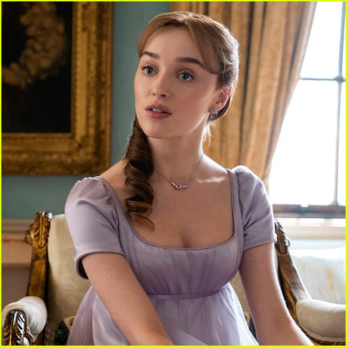 Phoebe Dynevor as Daphne Bridgerton