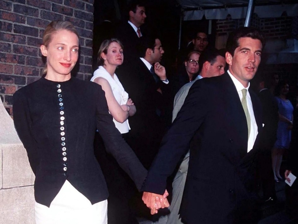 Why Carolyn Bessette-Kennedy’s minimalist style is back today