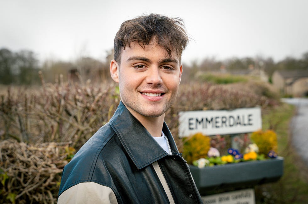 bradley riches, emmerdale