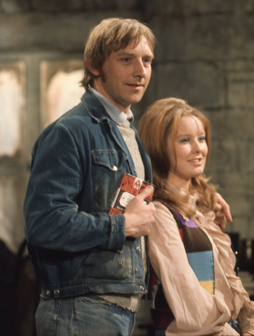 eric allan as frank blakey, diane grayson as janie harker, emmerdale 1973