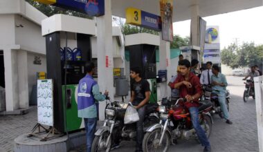Sharp Fuel Price Hike in Pakistan Turns Painful for Millions Ahead of Eid
