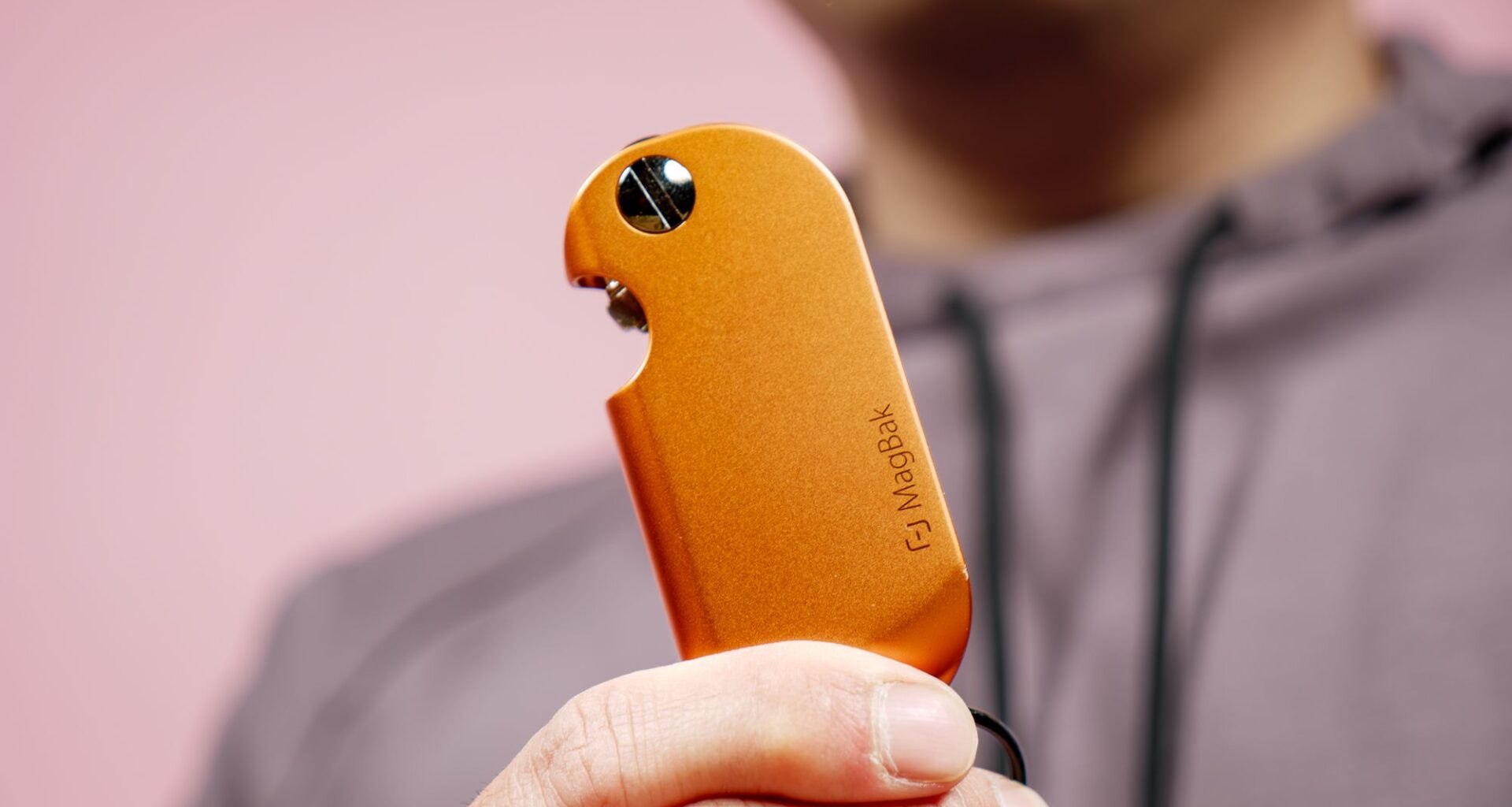 I finally found a key holder that doesn't look like a cluttered mess — and it even hides my AirTag