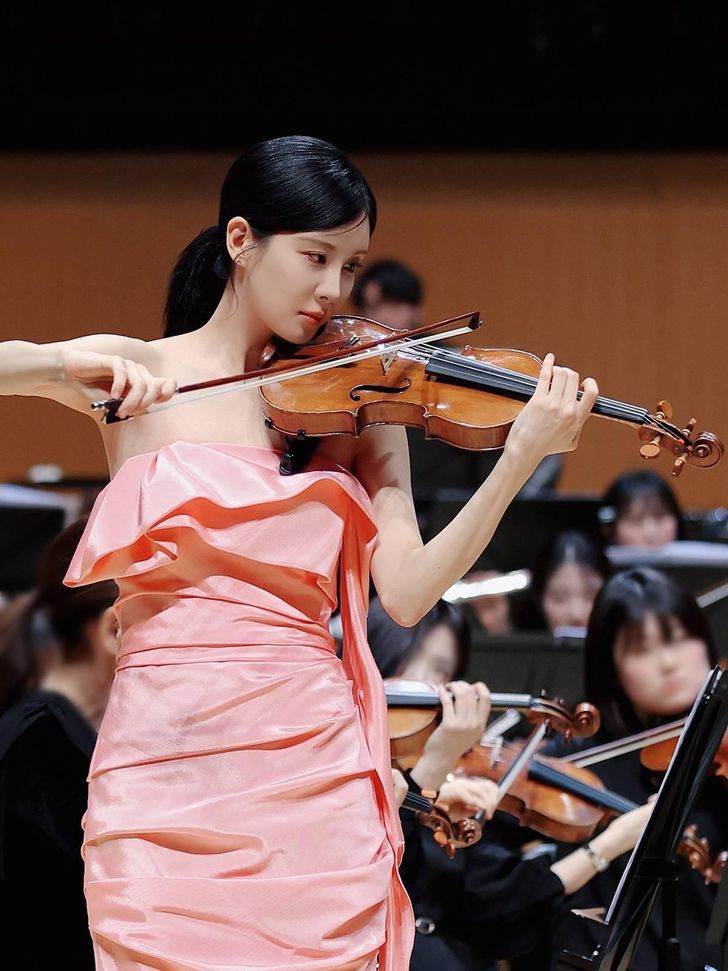 Girls' Generation's Seohyun / Courtesy of KKUM ENT