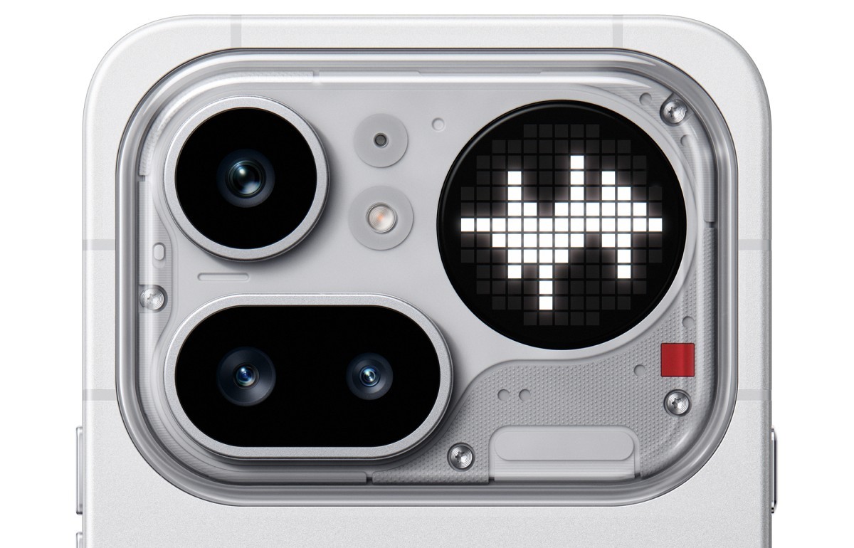 The Nothing Phone (4a) Pro has a 50+50+8MP camera