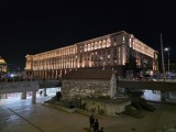 Low-light comparison, main camera (1x): Galaxy S25 Ultra - 23mm, f/1.7, ISO 1250, 1/50s (4000x3000px) - Galaxy S26 Ultra vs. Galaxy S25 Ultra