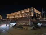 Low-light comparison, main camera (1x), Night mode: Galaxy S25 Ultra - 23mm, f/1.7, ISO 500, 1/20s (4000x3000px) - Galaxy S26 Ultra vs. Galaxy S25 Ultra