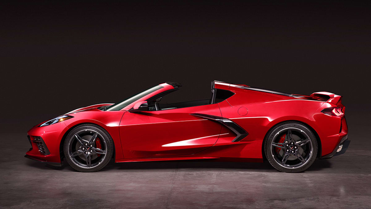 Corvette Stingray C8 – Supercar drama, daily usability
