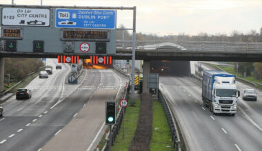 Three teens arrested after garda pursuit on M1 motorway after car failed to stop in Dublin - The Journal