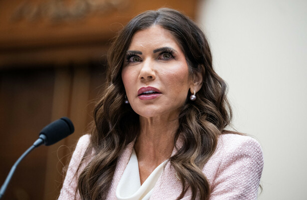 Donald Trump sacks Kristi Noem as US homeland security secretary - The Journal