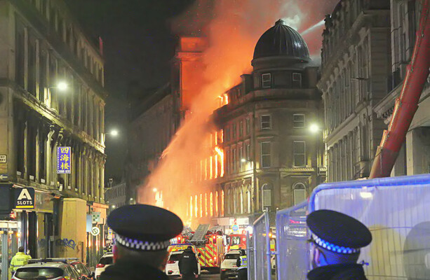 Major fire causes shutdown at Glasgow Central railway station - The Journal