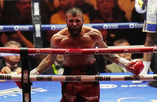 Ireland's Anthony Cacace edges Jazza Dickens to become two-time world champion