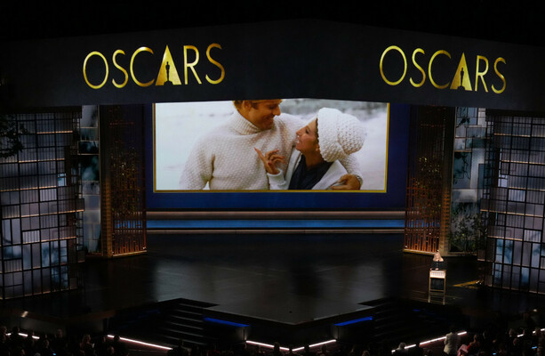 In Memoriam: Billy Crystal's tribute to Rob Reiner and Barbra Streisand sings for Robert Redford - The Journal