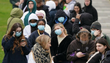 An 'explosive' meningitis B outbreak has killed two students in the UK. What are the symptoms?