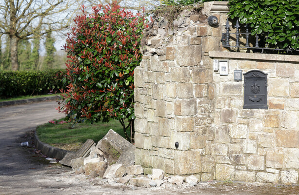 Battle of Faughan Hill: Workers erect CCTV towers at Meath house as owner mounts media blitz - The Journal