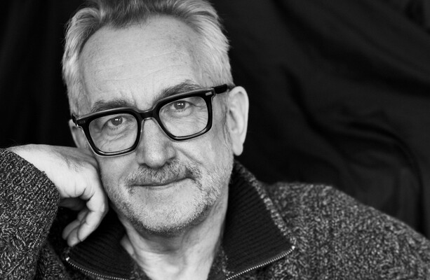 Mediahaus suspends senior journalist for using fabricated quotes produced by AI - The Journal