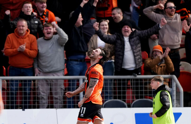 Ex-Ireland U21 international on target as Dundee United stun Celtic
