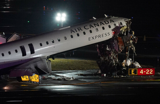 Pilot and co-pilot killed as plane hits fire truck at New York airport - The Journal