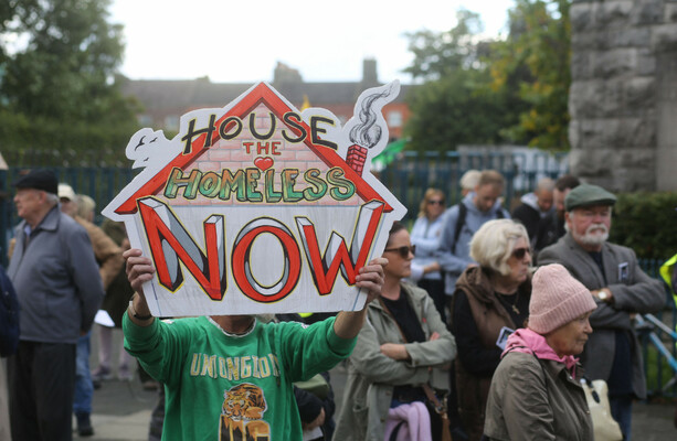 Homelessness: Another new record as more than 17,300 people in emergency accommodation last month - The Journal