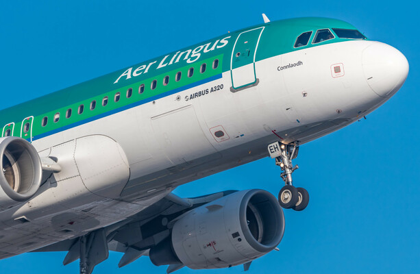 Aer Lingus swerves Elon Musk row and begins rollout of Starlink-powered free Wi-Fi - The Journal