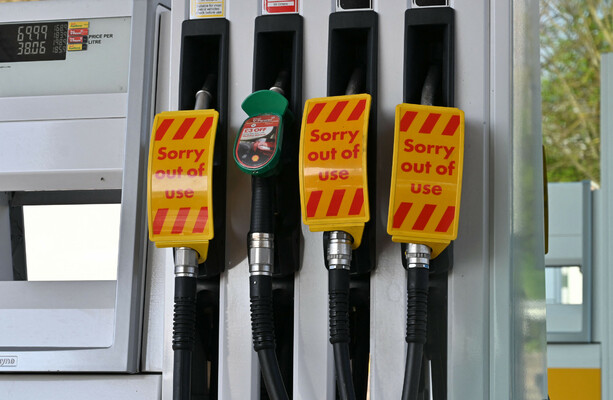 Harris: No plans to tweak remote working or travel advice during energy crisis - The Journal