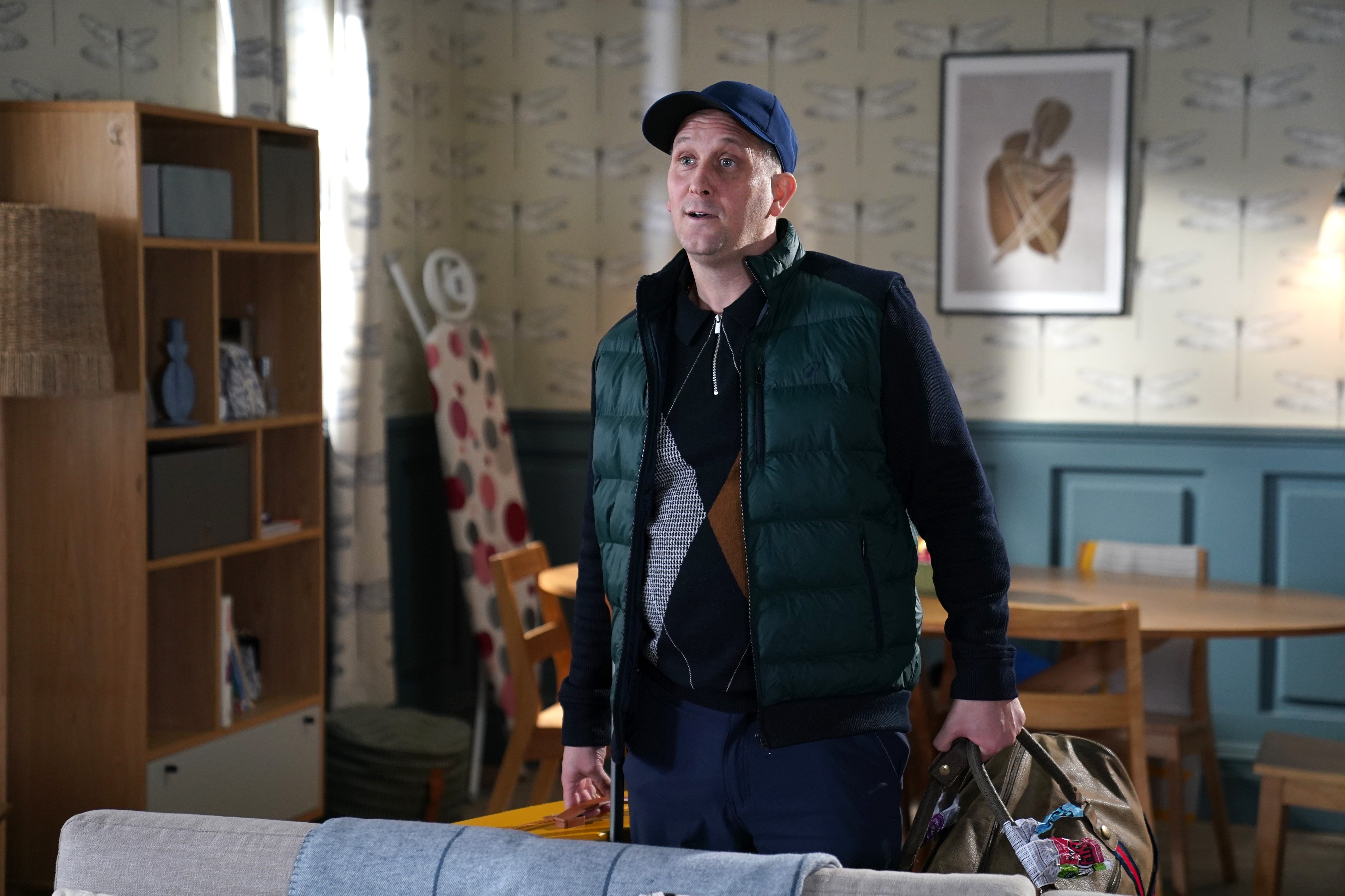 dominic reilly in hollyoaks