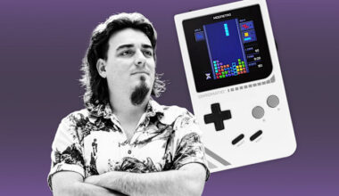 Palmer Luckey’s $1bn pitch to reboot 1990s video game consoles