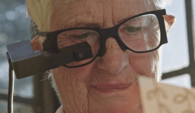 Small, wireless implant helping to restore central vision