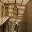 © Edmund Sumner Jali House / Studio VDGA - Image 2 of 18