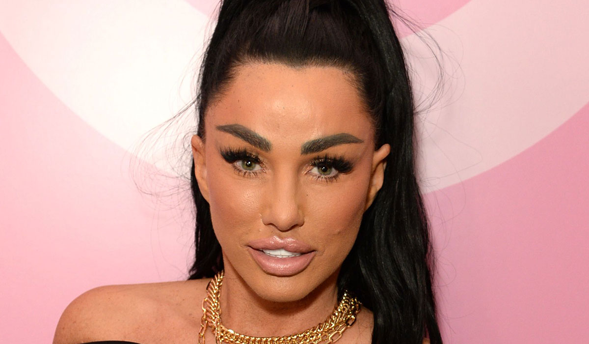 Katie Price 'eyeing up return to music' after Dublin performance