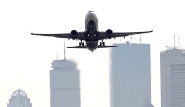 Hundreds of flights delayed or canceled at Logan Airport