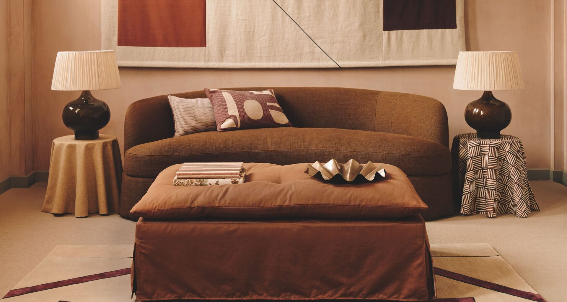 The '80s Color Trends Designers Are Styling in 2026