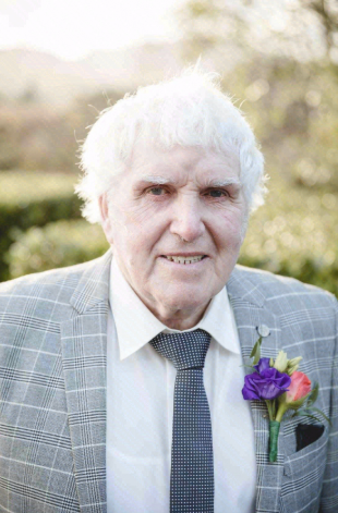 Pat McClafferty, Drumlackagh, Glen, Carrigart - Highland Radio