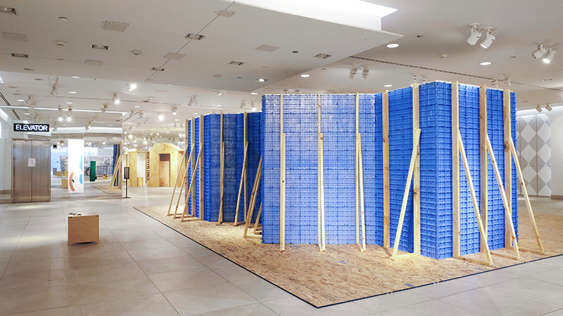 repurposed plastic pallets create an intimate atmosphere at the chicago architecture biennale 2