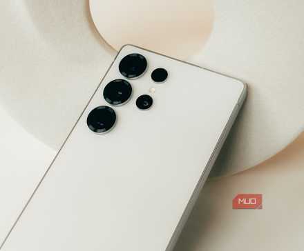 Samsung Galaxy S25 in white camera closeup.